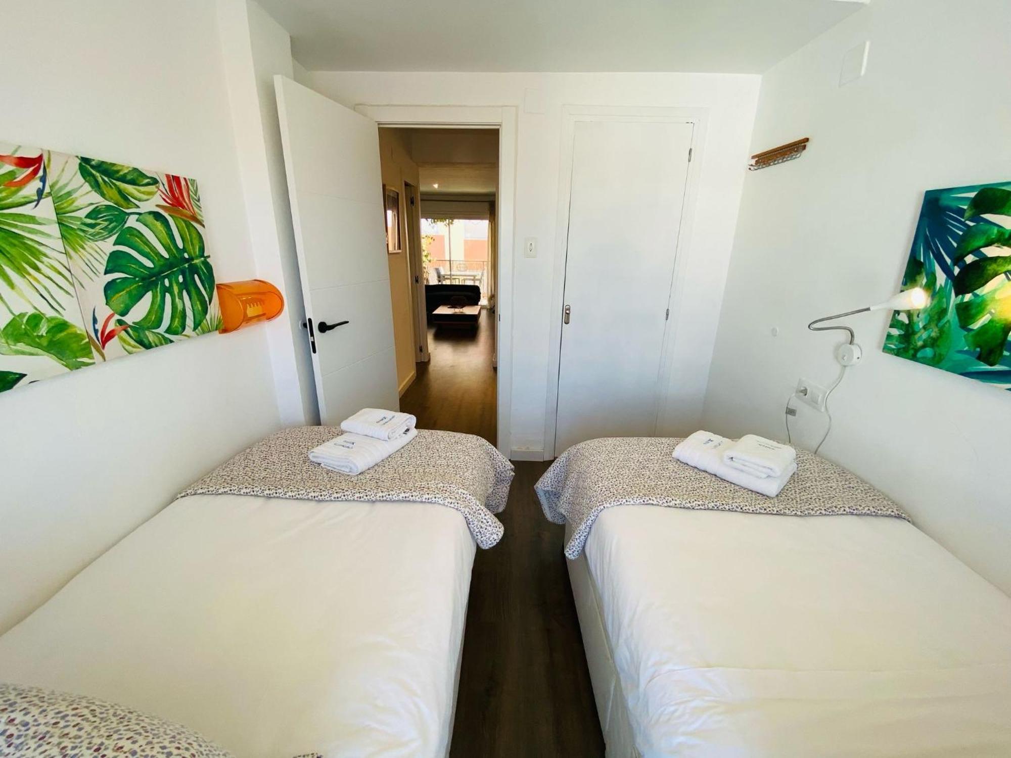 Ap-2 Ximoapartments A 50 Metros Del Mar Oliva Exterior photo