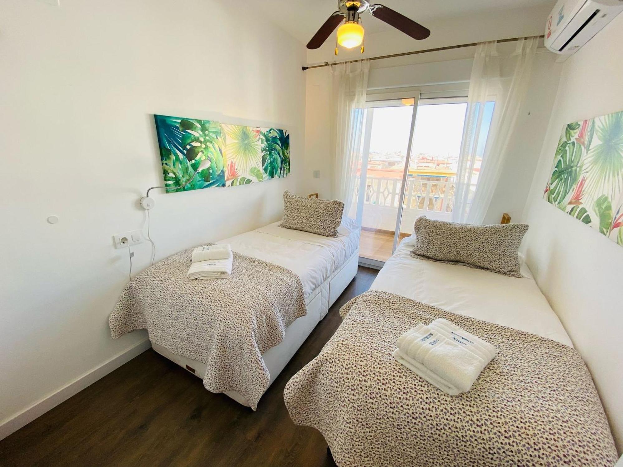 Ap-2 Ximoapartments A 50 Metros Del Mar Oliva Exterior photo